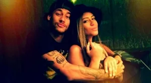 {{ otherArticle[0].article.title }}