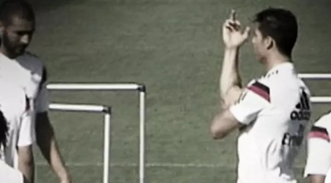 Роналдо показа среден пръст на Ди Мария