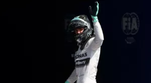 Розберг се върна към победите в Бразилия