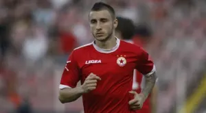 Официално: Бившият футболист на ЦСКА Антон Карачанаков подписа с Вихрен Сандански