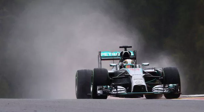 С какви гуми ще карат във Формула 1 в първите 4 състезания? 