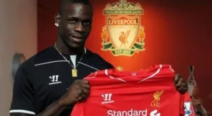 Официално: Балотели е футболист на Ливърпул