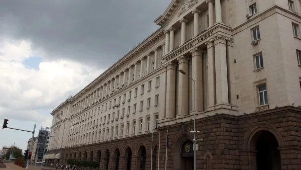 Електронните услуги станаха приоритет за служебното правителство