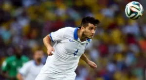 Рома взима гръцки национал