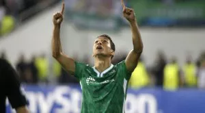 {{ otherArticle[0].article.title }}