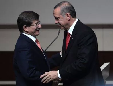 Ердоган утвърди правителството на Давутоглу