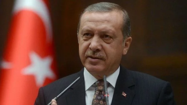 Турската прокуратура иска доживотен затвор за подслушване на Ердоган