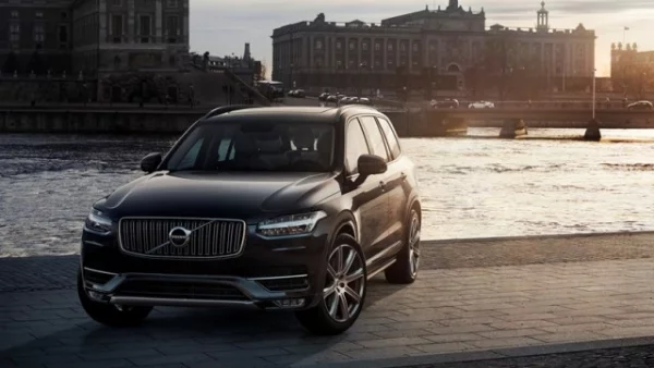 Volvo продаде 1927 автомобила XC90 само за 47 часа