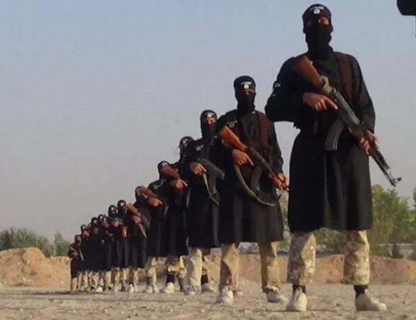 Ислямска държава "екзекутира" Лео Меси и Неймар (СНИМКА)
