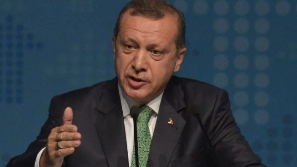 Ердоган подкрепи Македония за името, обяви, че Турция първа я признала