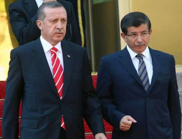 Ердоган прие оставката на кабинета на Давутоглу