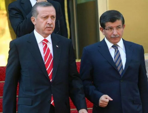 Давутоглу връща мандата на Ердоган
