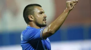 Сион искал Божинов, отказал се заради младок