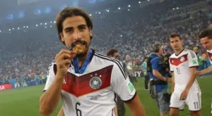 Унион Берлин привлече брата на Сами Кедира