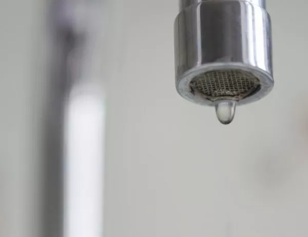 След последните проби от Хасково забраната за ползване на водата за пиене и готвене остава