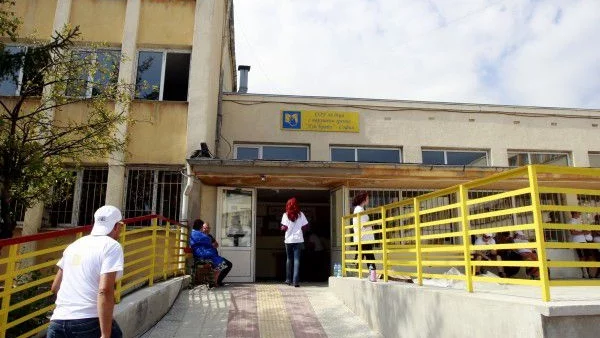 951 семейства без детски, заради отсъствия на учениците