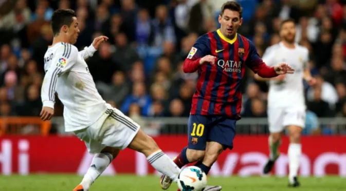 "Кадена Сер" гръмна: Роналдо акостира в Барселона през 2015-а