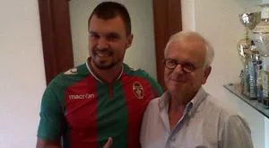 Божинов приключи с Тернана, атакува серия А