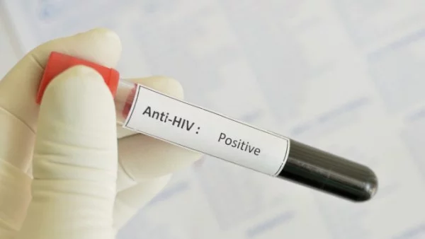 Откриха 240 нови случая на ХИВ/СПИН у нас