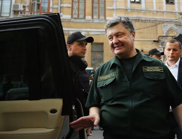 Президентът на Луганск покани Порошенко на дуел "Божий съд", Киев се възмути