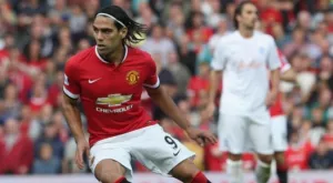 Юнайтед стартира с всички звезди срещу Лестър