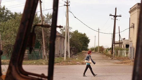 Обстрелваха с яйца украински политик