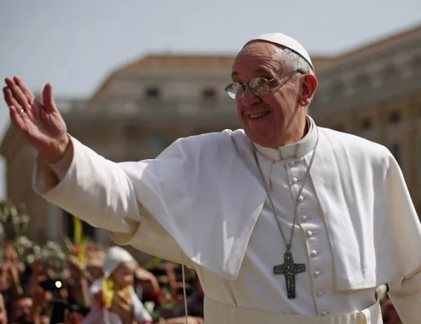 Папата ще канонизира двете овчарчета от Фа̀тима