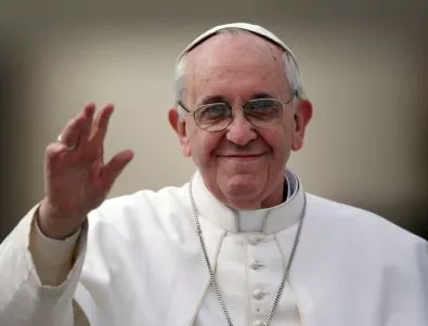 Папата: Оставете социалните мрежи, говорете си