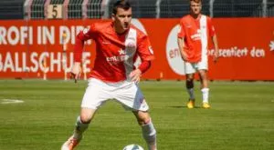 Цената на Неделев падна тройно