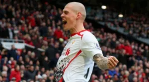 Лидер в отбраната на Ливърпул се завръща в игра