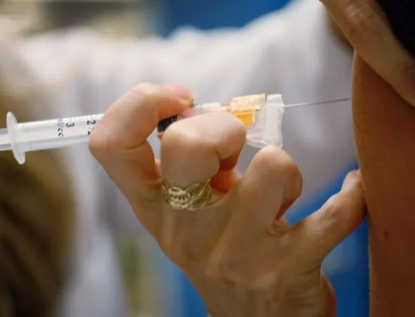 Ваньо Шарков обещава до края на годината да има ваксини за шестгодишните