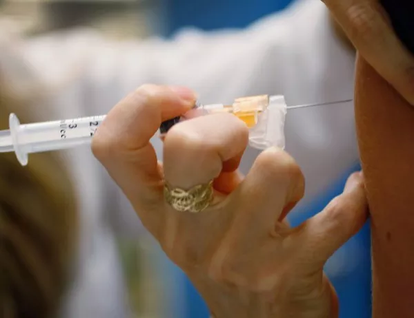 Скоро може да има безплатни противогрипни ваксини за хората над 65 години