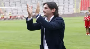 Авторът на 45 гола за ЦСКА - Велизар Димитров, навърши 45 години, "червените" го уважиха със 7 изречения