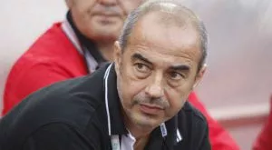 Треньорът на Локо (Сф) влезе в болница, ще го оперират