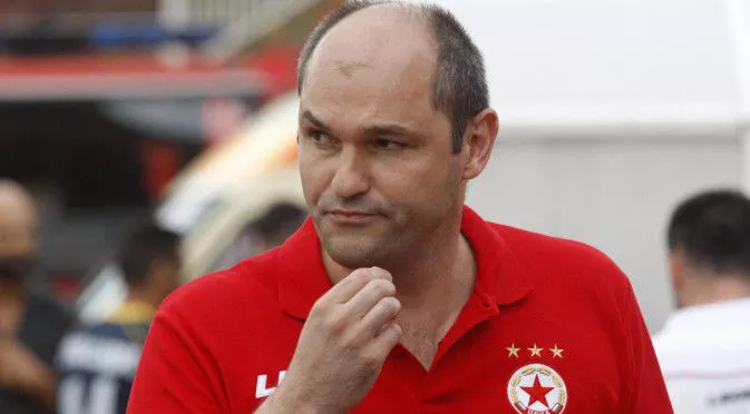 Кизилос бил несъстоятелен, затова не е бил одобрен за ЦСКА