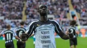 ВИДЕО: Бивша звезда от Висшата лига е кандидат за най-комичен гол в историята