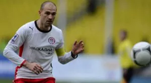 Амкар с Пеев измъкна равен като гост на шампиона