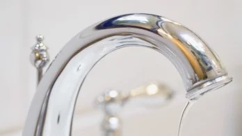 Кои райони на София остават без вода днес