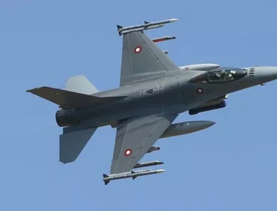 Министерство на отбраната: F-16 побеждава Gripen в много отношения