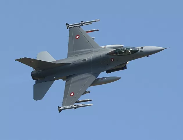 Финансовото министерство пое нов дълг за покупката на F-16