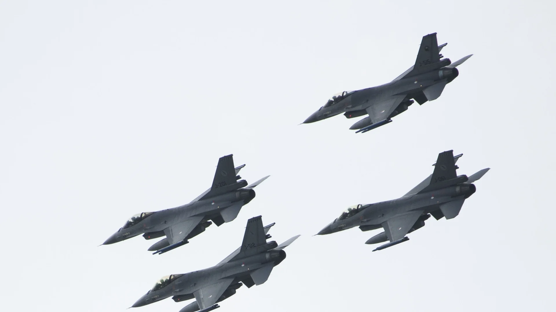 F-16 в Украйна: Какво ще направи и какво няма да направи срещу Русия