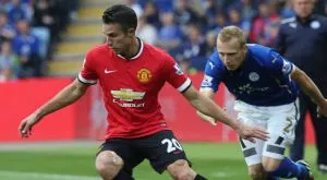 Официално: Ван Перси премина във Фенербахче