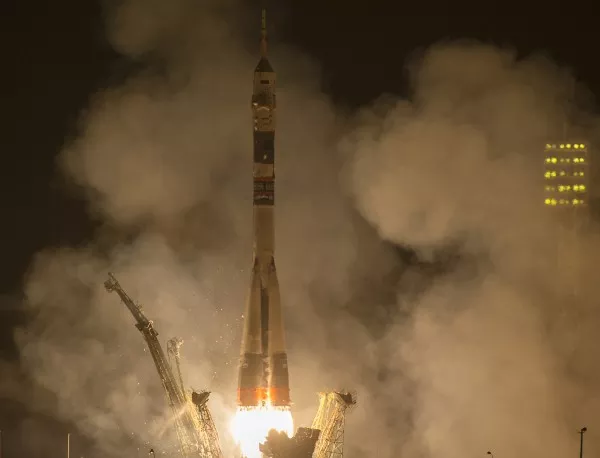 Космическият кораб "Союз" се скачи с МКС