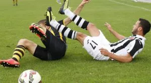 След снега и днешните мачове отложиха Локо (Пд) - Ботев