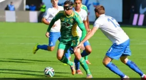 Попов и Манолев блестяха в българското дерби в Русия