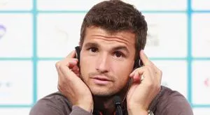 Гришо с пост на български в Twitter, желае успех на...