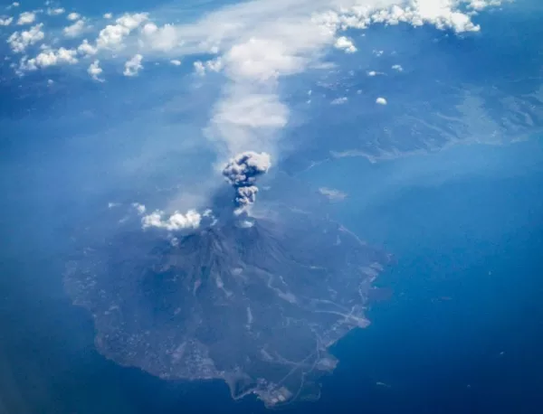 Вече 48 са жертвите на японския вулкан Онтеке