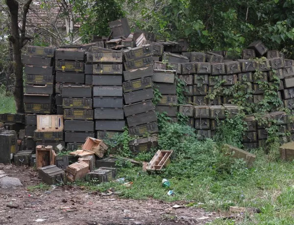 6 невзривени мини са открити в района на завод "Миджур"