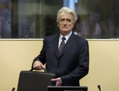 Караджич търси оправдание за масовите убийства в Босна, използвайки трагедията в Брюксел