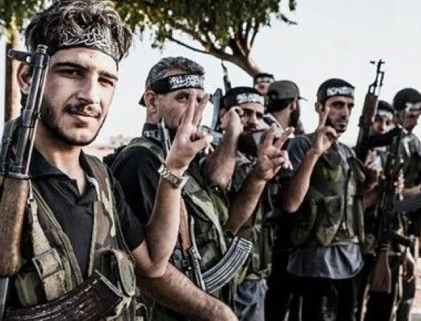 Бивши френски военни се бият за ИД